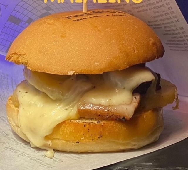 HAMBURGHER DEL MAIALINO