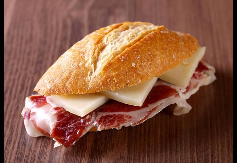 panino con prosciutto iberico